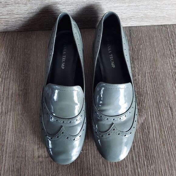 Ivanka Trump Women's 8.5M Loafers Patent Leather Slip On Flats Gray Shoes - Picture 3 of 10